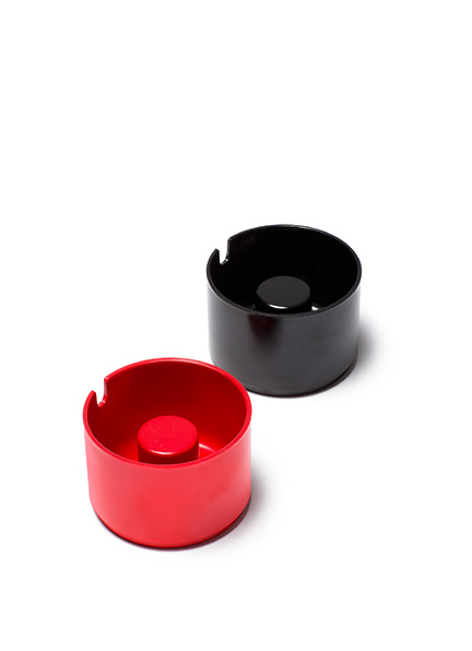 Copenhagen ashtray by Miguel Milá